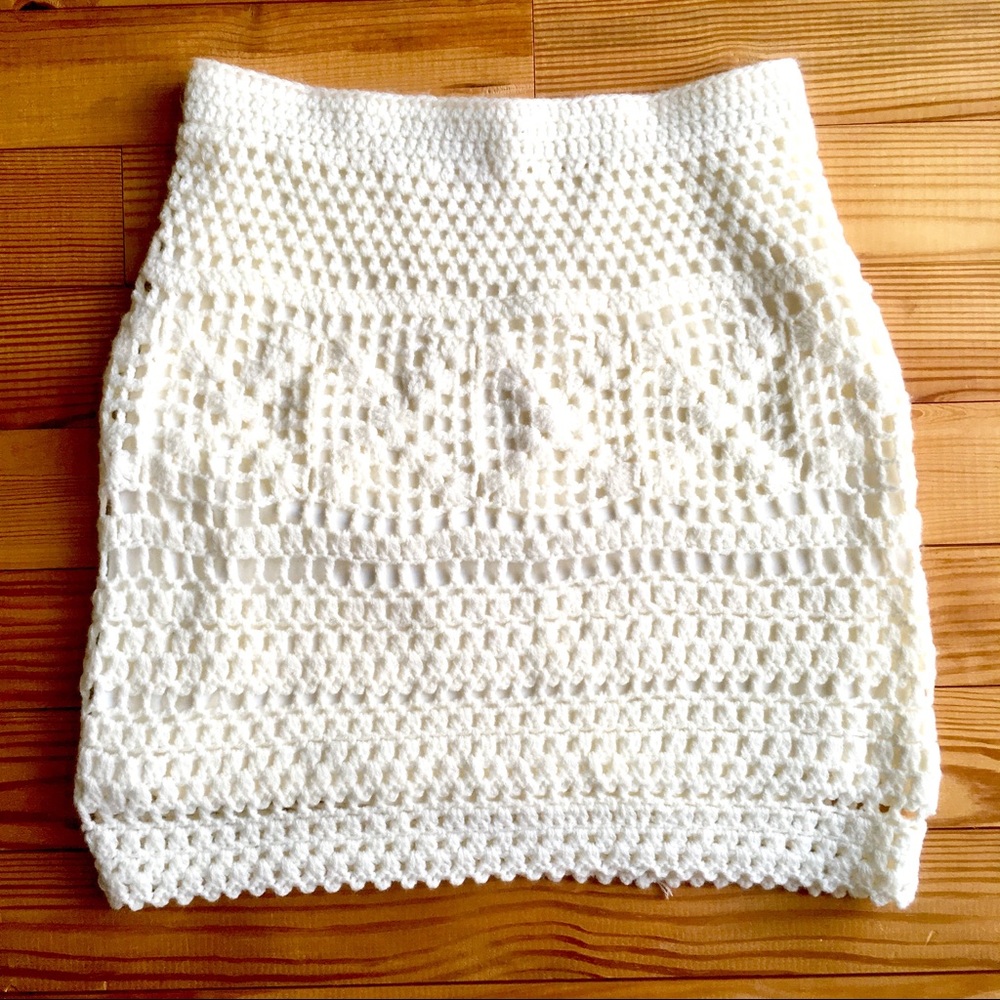 Pins and Needles// Urban Outfitters Skirt